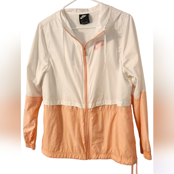 Nike Lightweight Windbreaker - Picture 1 of 2